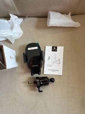 Black Wireless Car Phone Holder with Vent Mount